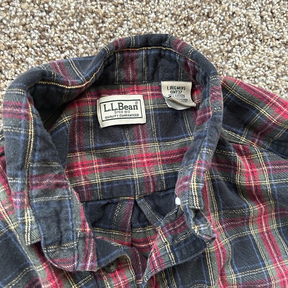 Lot of Vintage Flannels - Picture 3 of 4